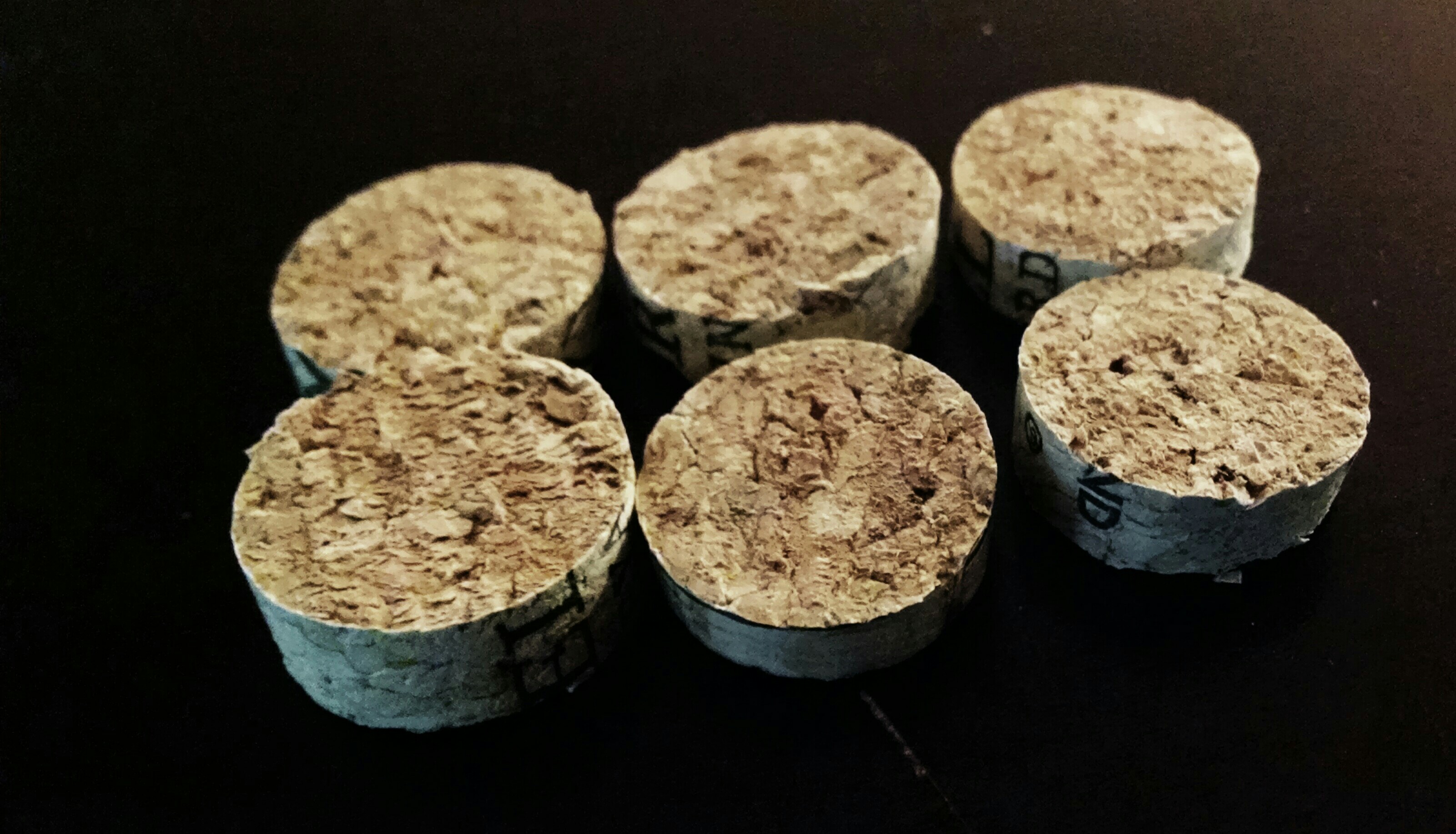 Picture of 6 cut wine cork pieces